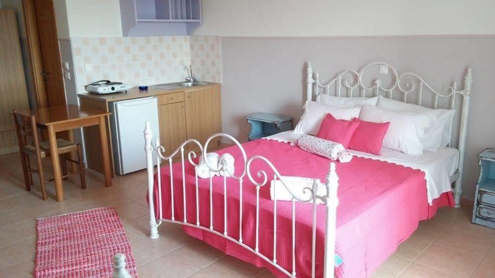 Elaias Gi Residence Mousata ภายนอก รูปภาพ